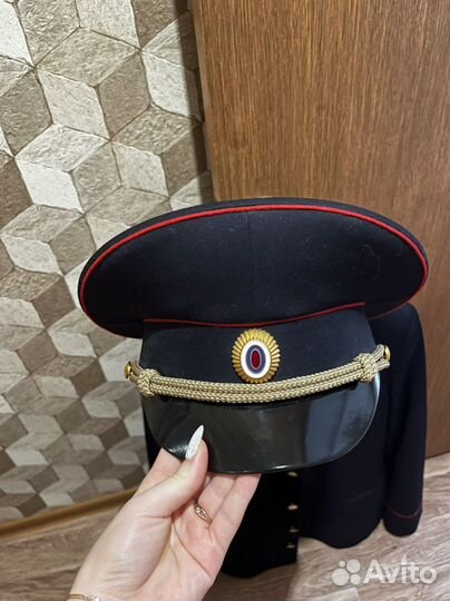 Парадная форма полиции