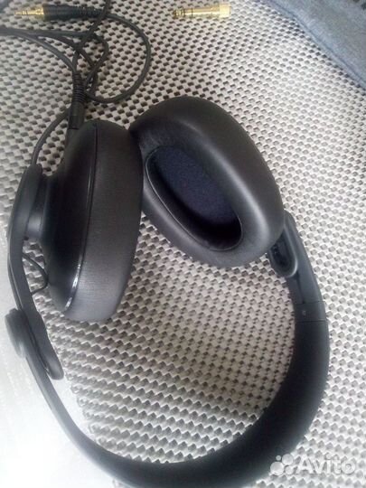 Мониторные наушники AKG K361