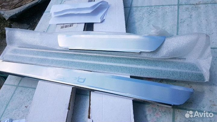 Накладки порогов ceed