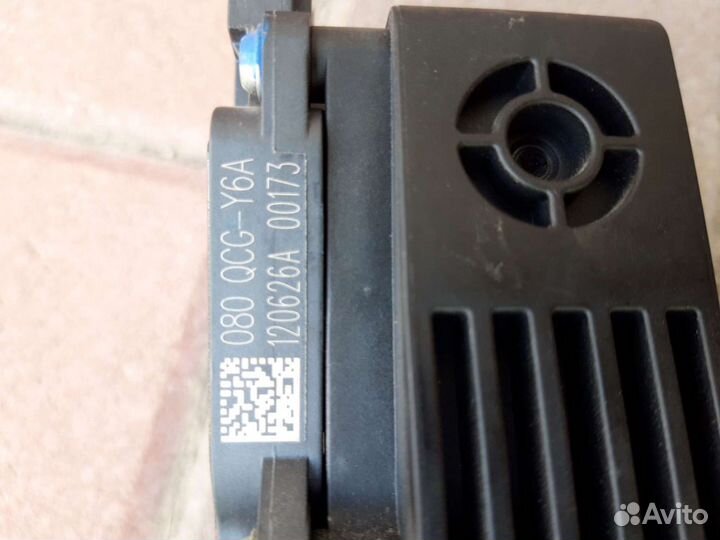 Педаль газа Faw Besturn b50