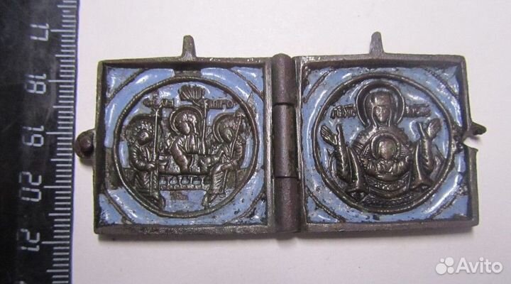 Складень двухстворчатый с эмалью Троица/Богоматерь