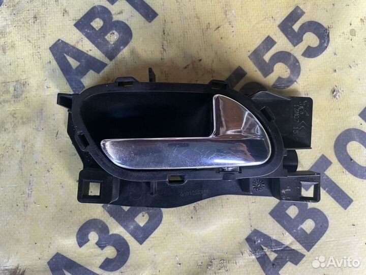 Ручка передняя правая внутренняя Citroen C4