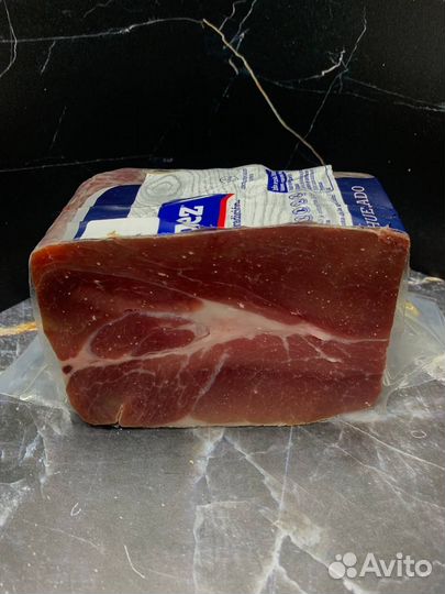 Хамон серрано без кости