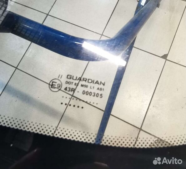 Лобовое стекло BMW X3 f25