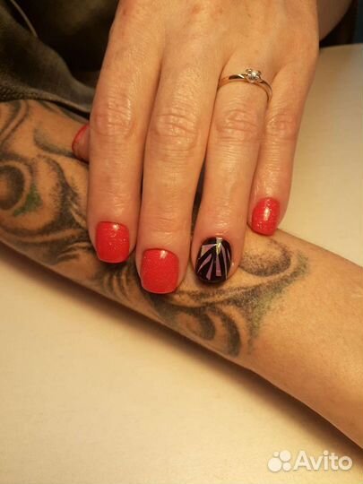 Маникюр,педикюр,наращивание ногтей