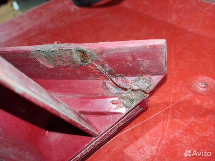 Фонарь задний правый Ford Focus 1 седан 2.0I