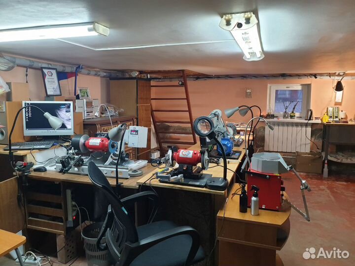 Заточка парикмахерских ножниц, ножей к машинкам, к