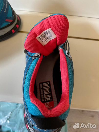 Трекинговые кроссовки salomon 38