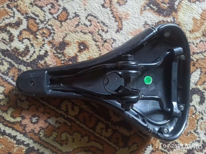 Велосипедное седло