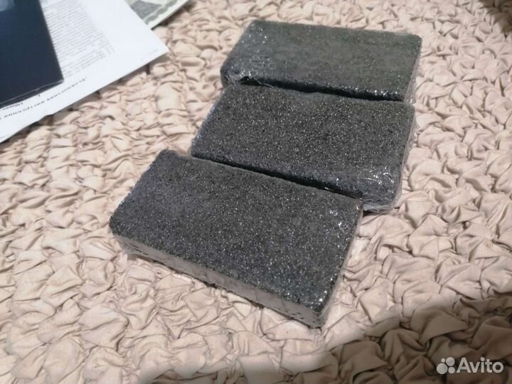 Камни для вычесывания собак и кошек