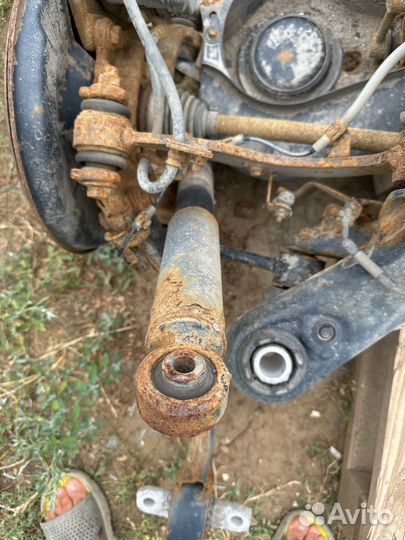 Lexus RX4 Амортизатор задний 3.5 4WD L/R