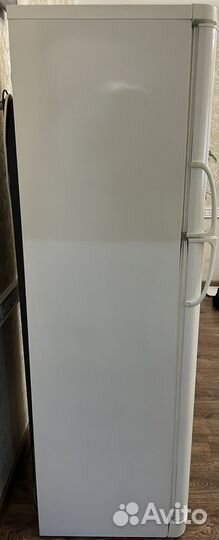 Холодильник Indesit