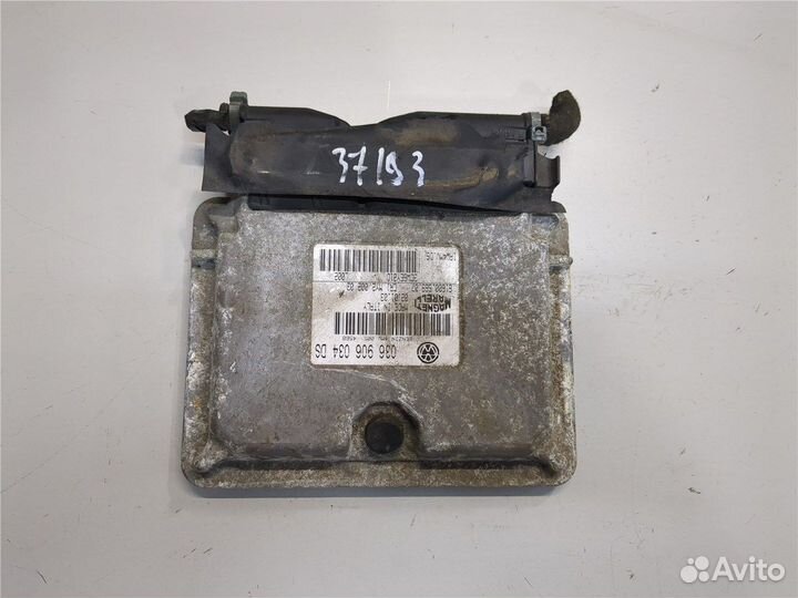 Блок управления двигателем Seat Leon, 2002