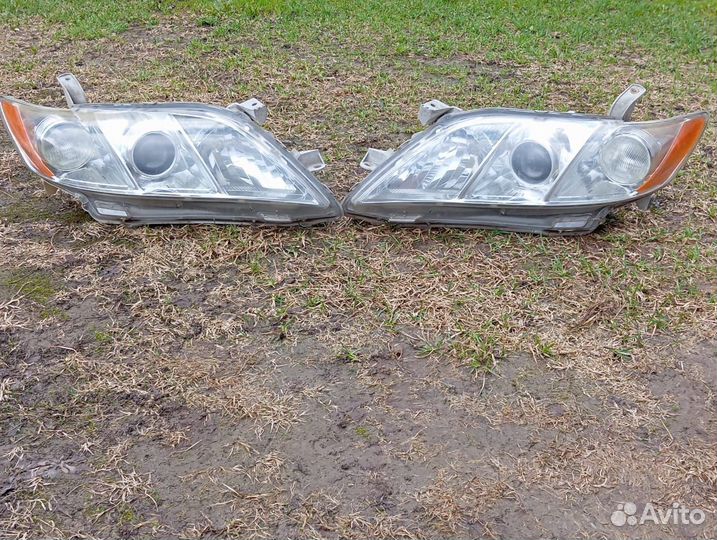 Фары передние на toyota camry