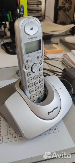 Беспроводной телефон Panasonic KX-tg1105ru