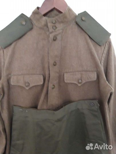 Юбка военная, гимнастерка, пилотка