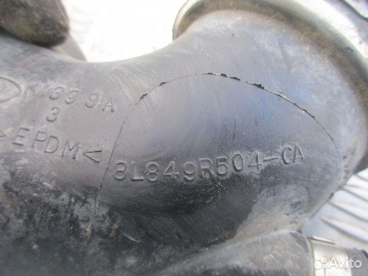 Патрубок воздушного фильтра Форд Эскейп 2.3л 2008г