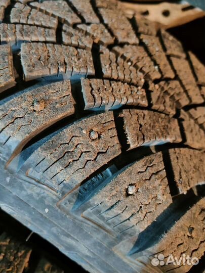 Bfgoodrich G-Force Stud 205/55 R16