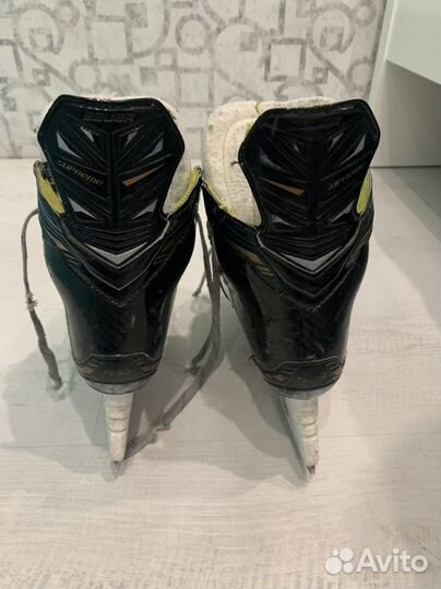 Коньки хоккейные