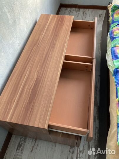 Тумба под телевизор