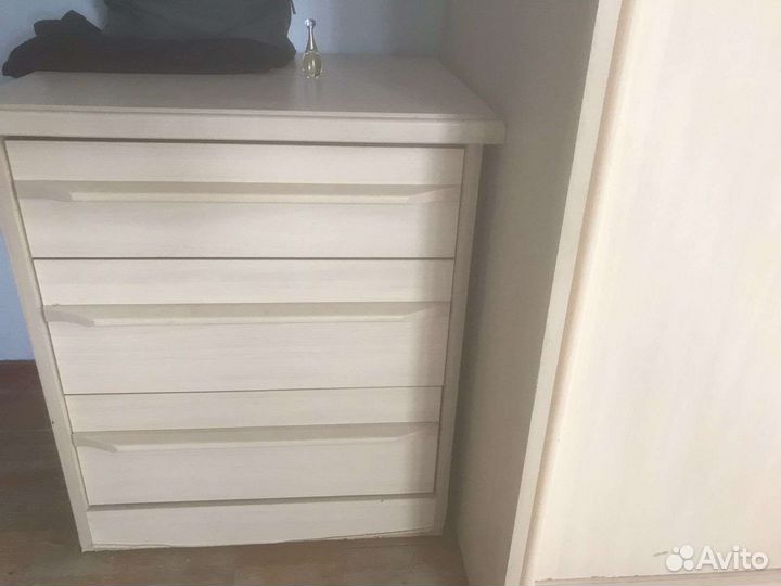 Спальный гарнитур