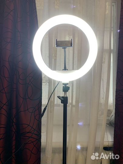 Кольцевая лампа профессиональная