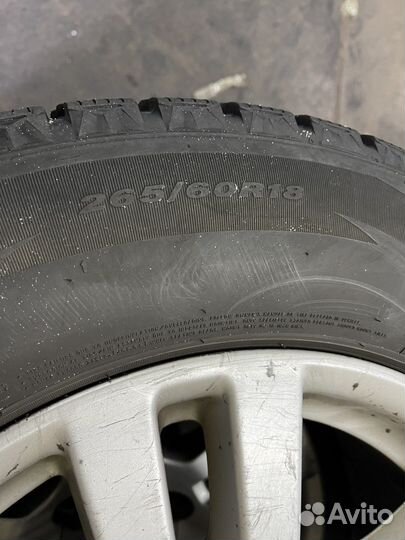 R18 Nexen Winguard Spike SUV 265/60, PCD 6x139.7 DIA 106.1
