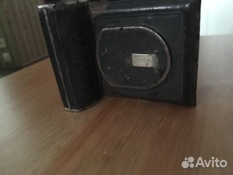 Два старинных фотоаппарата