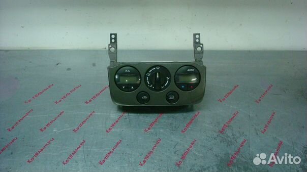 Nissan Primera Р11 27515-9F601 Блок управления