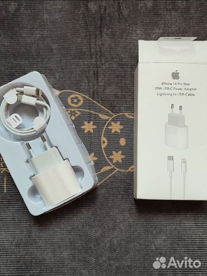 Зарядка на iPhone