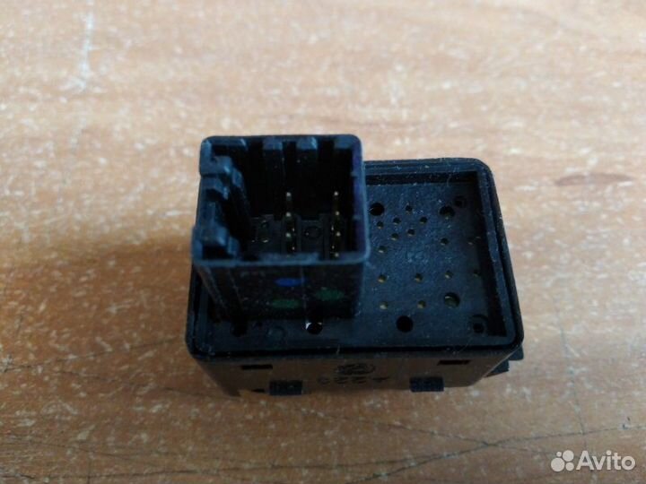 Блок управления зеркалами Iran Khodro Samand