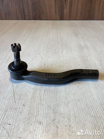 Рулевой наконечник правый Toyota Corolla 180