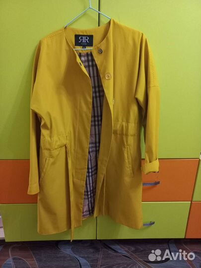 Плащ женский