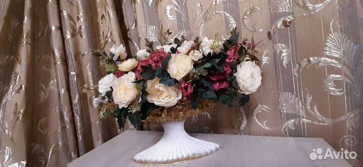 Ваза с цветами