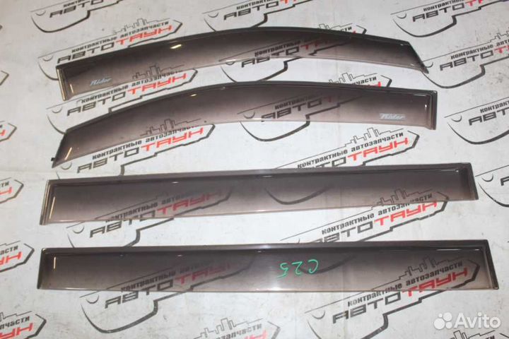 Ветровик nissan suzuki landy serena C25 CC25 CNC25