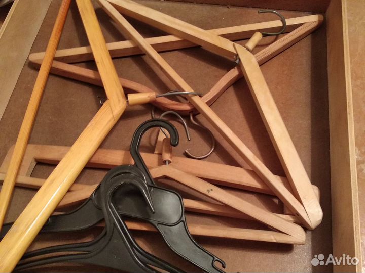 Вешалки плечики деревянные