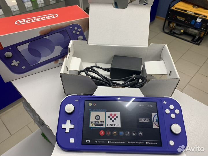 Nintendo Switch Lite с играми