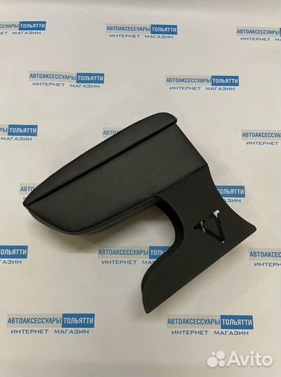 Лада Гранта модельные подлокотник