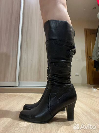 Кожаные демисезонные сапоги