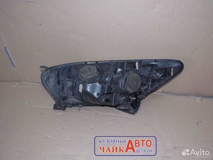 Фара правая Renault Kaptur