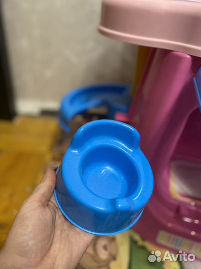 Детский столик/кухня+ пупс