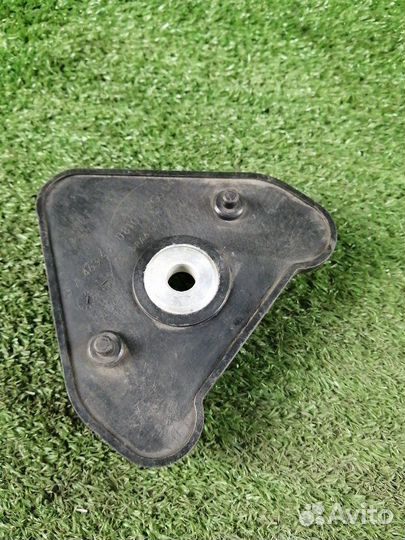 Кронштейн блока abs Mercedes-Benz G-Class W463