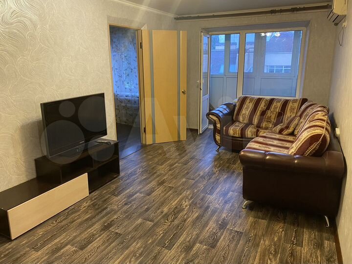 2-к. квартира, 42 м², 5/5 эт.