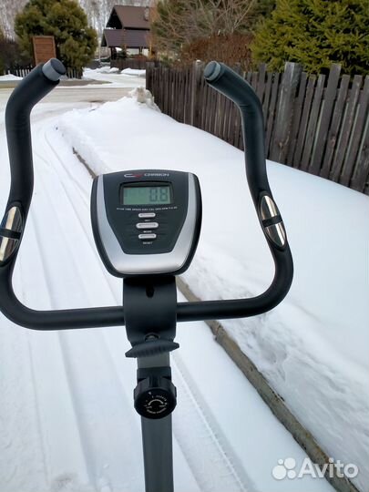 Тренажер велосипедный