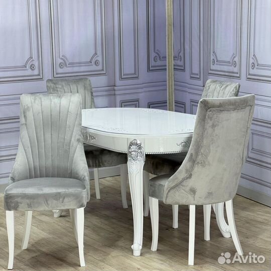 Столы и стулья