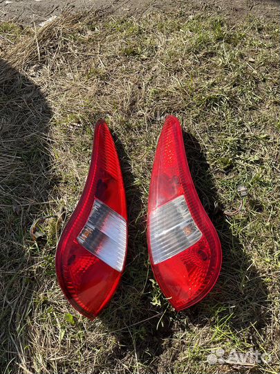 Задние фара kalina 1