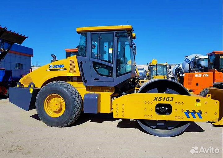 Дорожный каток XCMG XS143, 2022