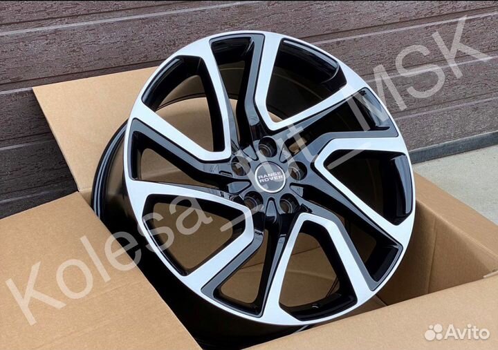 Диски r22 Range Rover Sport Vogue Black Machined