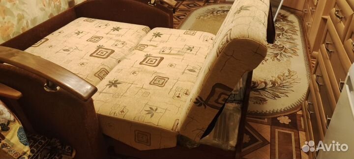 Продается диван б/у