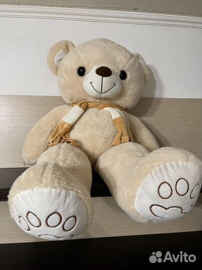 Плюшевый медведь